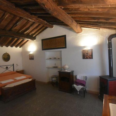 Agriturismo Locanda Del Papa La Spezia Buitenkant foto