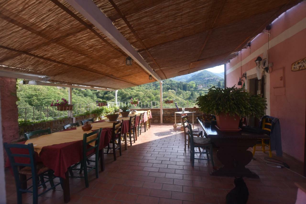 Agriturismo Locanda Del Papa La Spezia Buitenkant foto