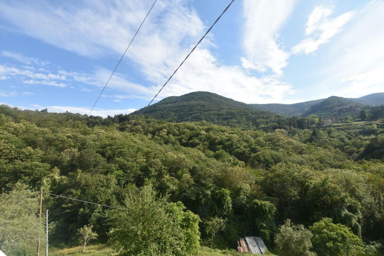 Agriturismo Locanda Del Papa La Spezia Buitenkant foto